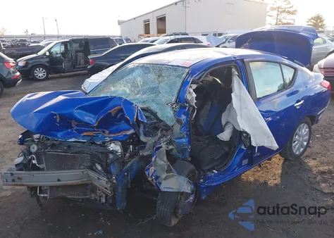 2017 Nissan Versa 1.6 Sv z USA, uszkodzony, nr VIN 3N1CN7AP8HL835414